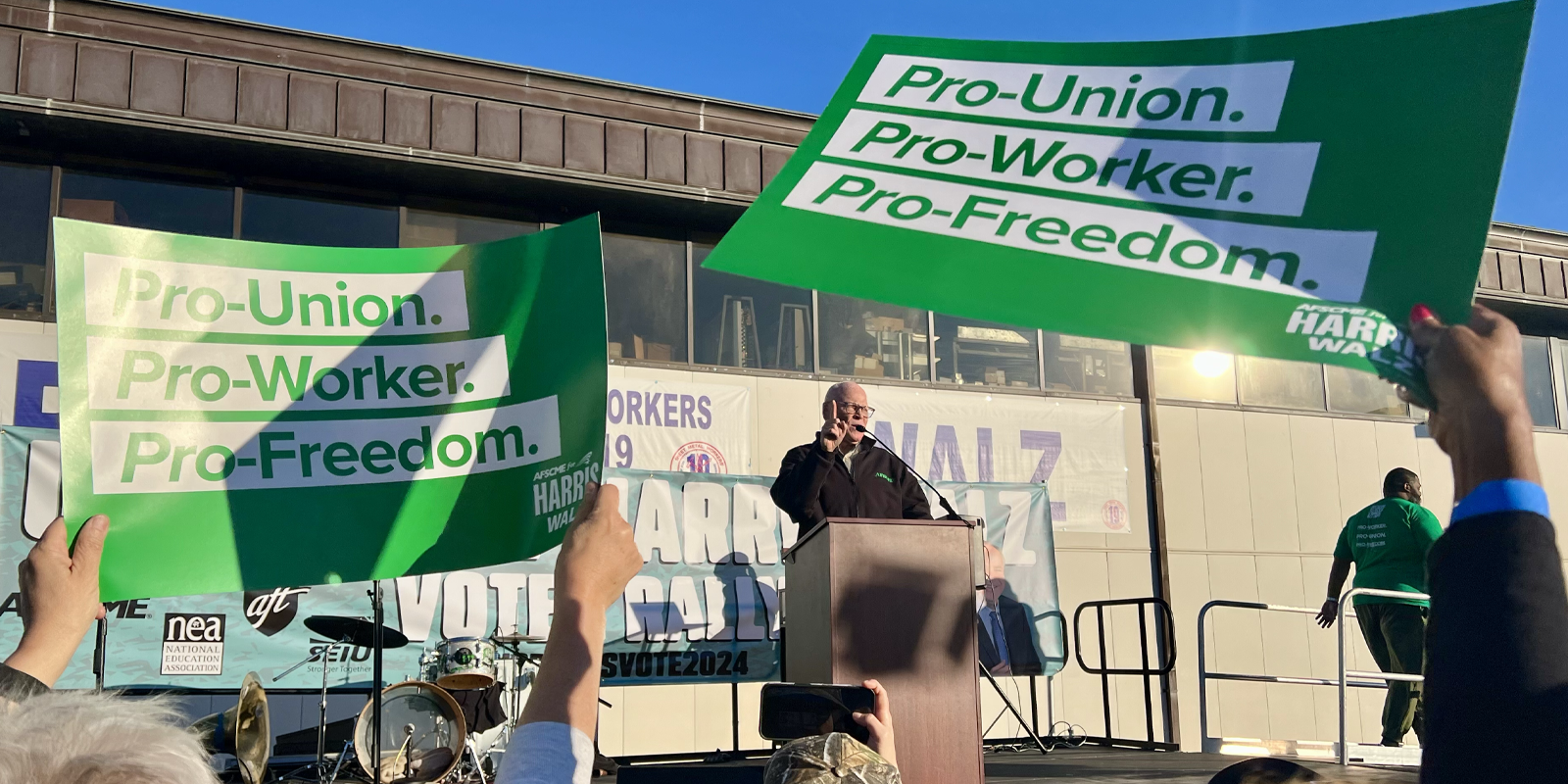 Philadelphia rally energizes union volunteers for massive Pennsylvania GOTV effort 