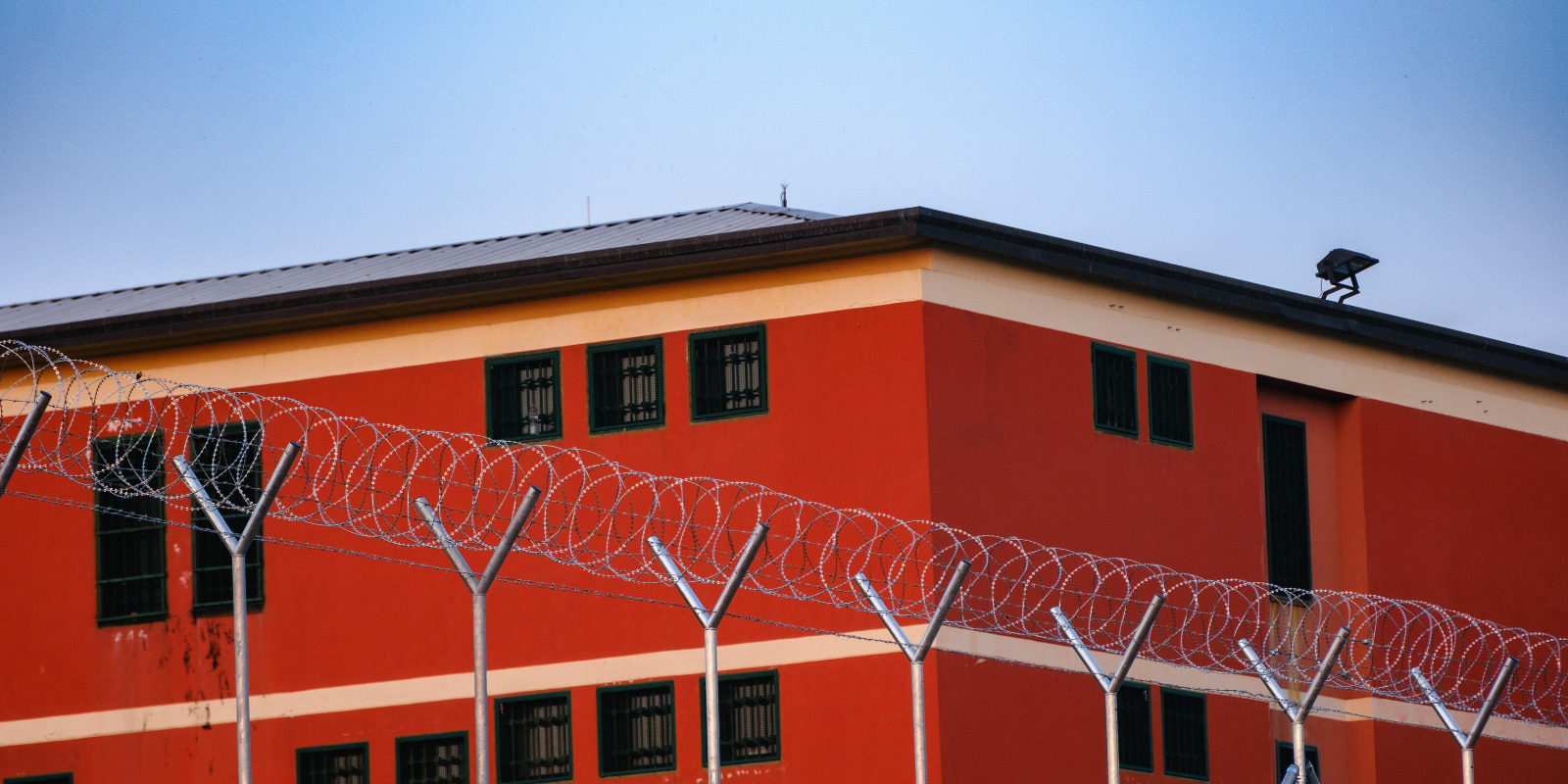 AFSCME members who keep a PA jail running mobilize for paid parental leave victory