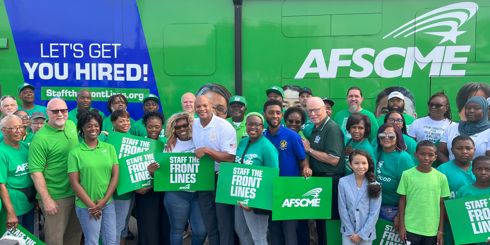 Gira en autobús “Staff the Front Lines” concluye, alertó a la nación sobre crisis de dotación de personal