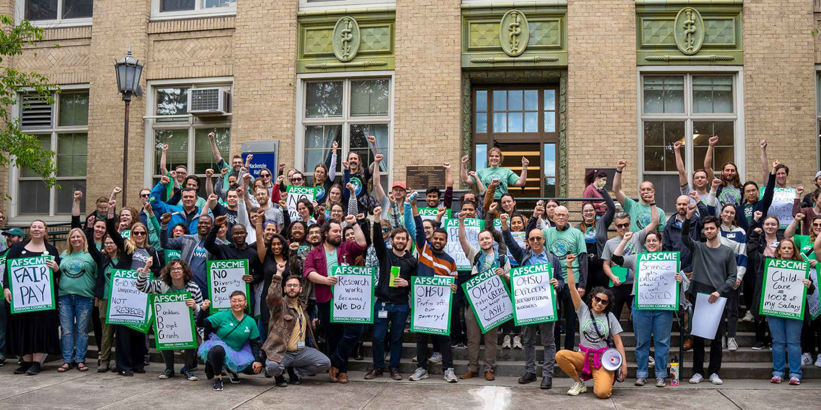 Presidente de AFSCME acompaña a los trabajadores de OHSU en su lucha por un contrato justo